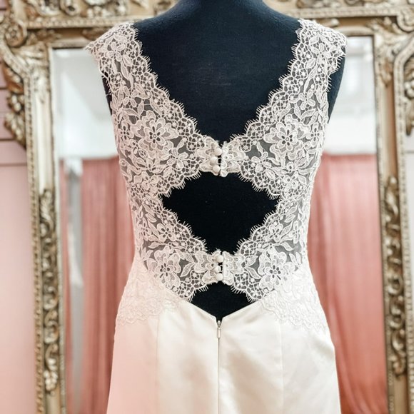 New Wedding Gown Size 12, Satin Wedding Dress, Lace Wedding Dress - Picture 3 of 8